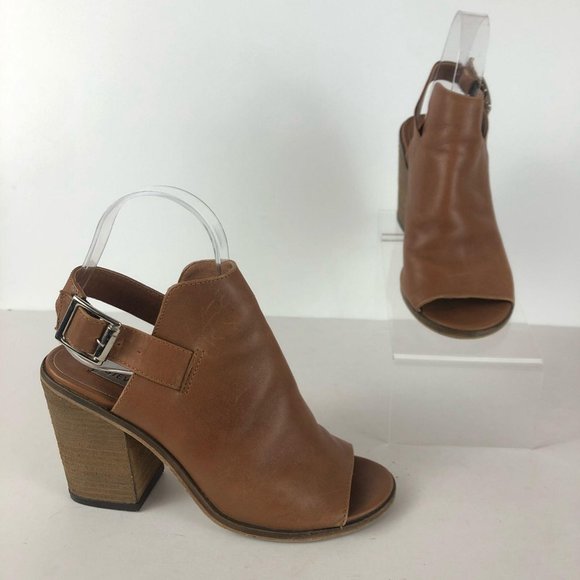 Steve Madden Shoes - Steve Madden Talento Tan Leather Block Heels Sz 6
